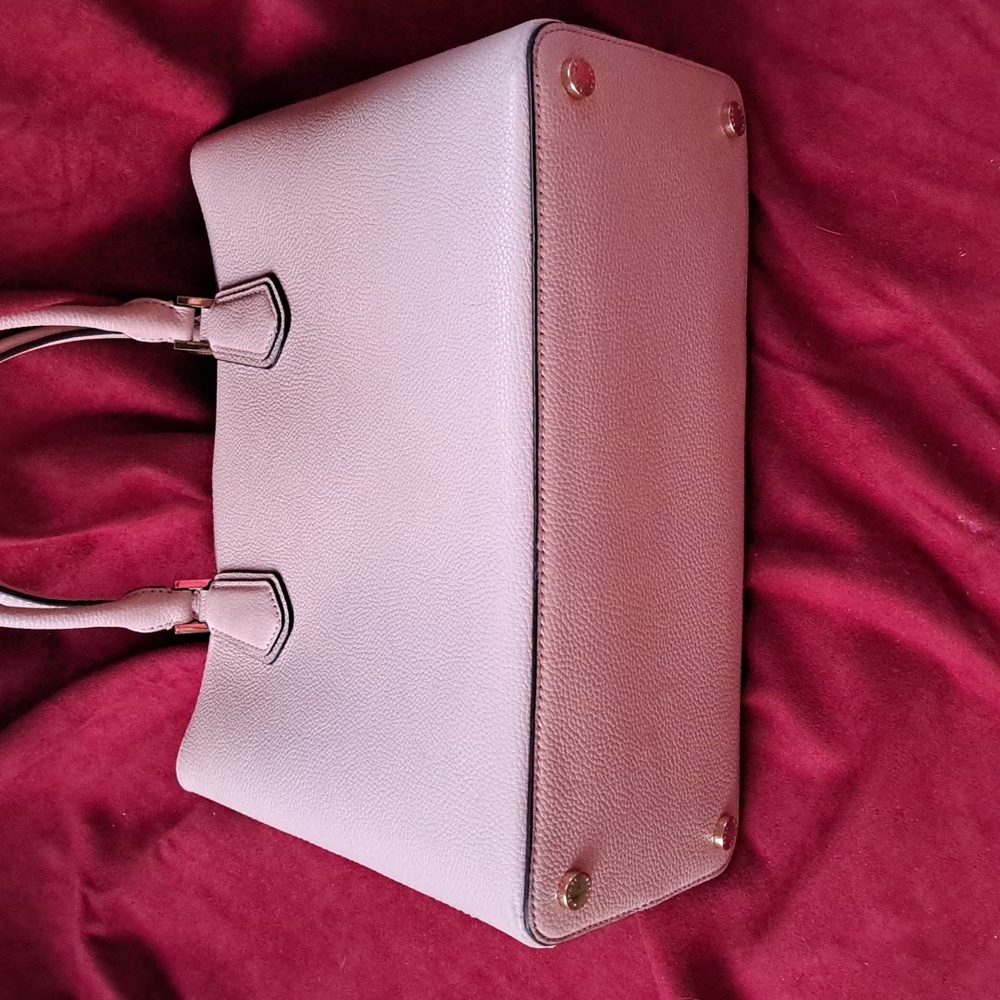 Michael Kors Soft Pink Pebble Leather Satchel/Crossbody Bag. EC - Picture 9 of 15